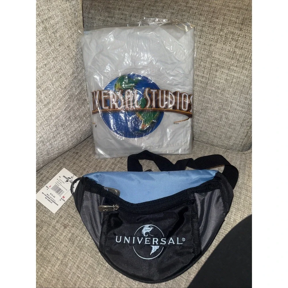 Universal Studios Fanny Pack Adjustable Waist Belt Bag Pockets &‎ Poncho NEW